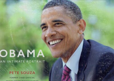 Pete Souza - Obama - The Historic Presidency in Photographs. SOUZA, Pete