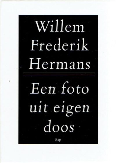 Een foto uit eigen doos! Een hele doos vol foto's van Willem Frederik Hermans. HERMANS, Willem Frederik